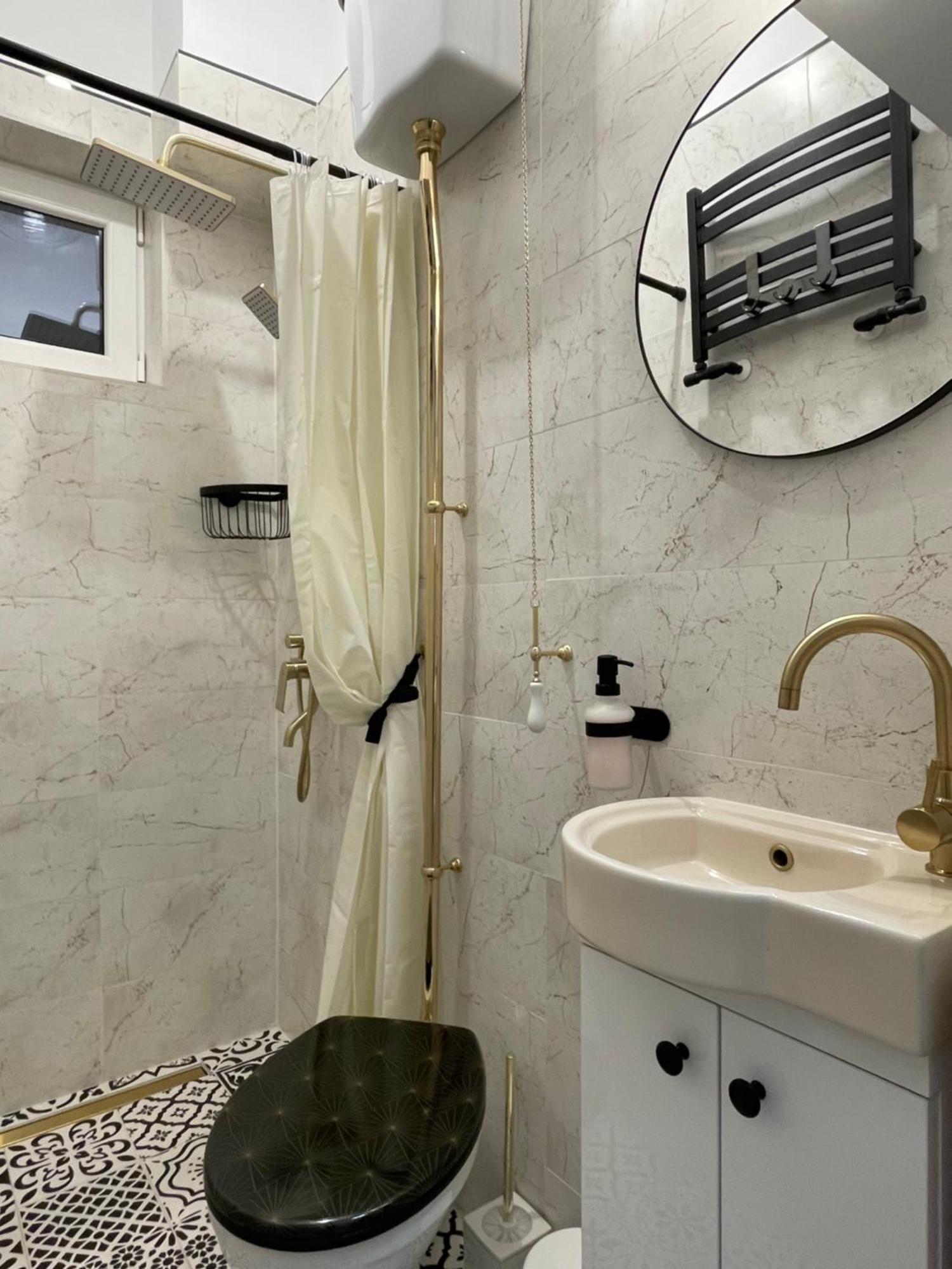 Apartmán Studio Alice Romana Square Bukurešť Exteriér fotografie