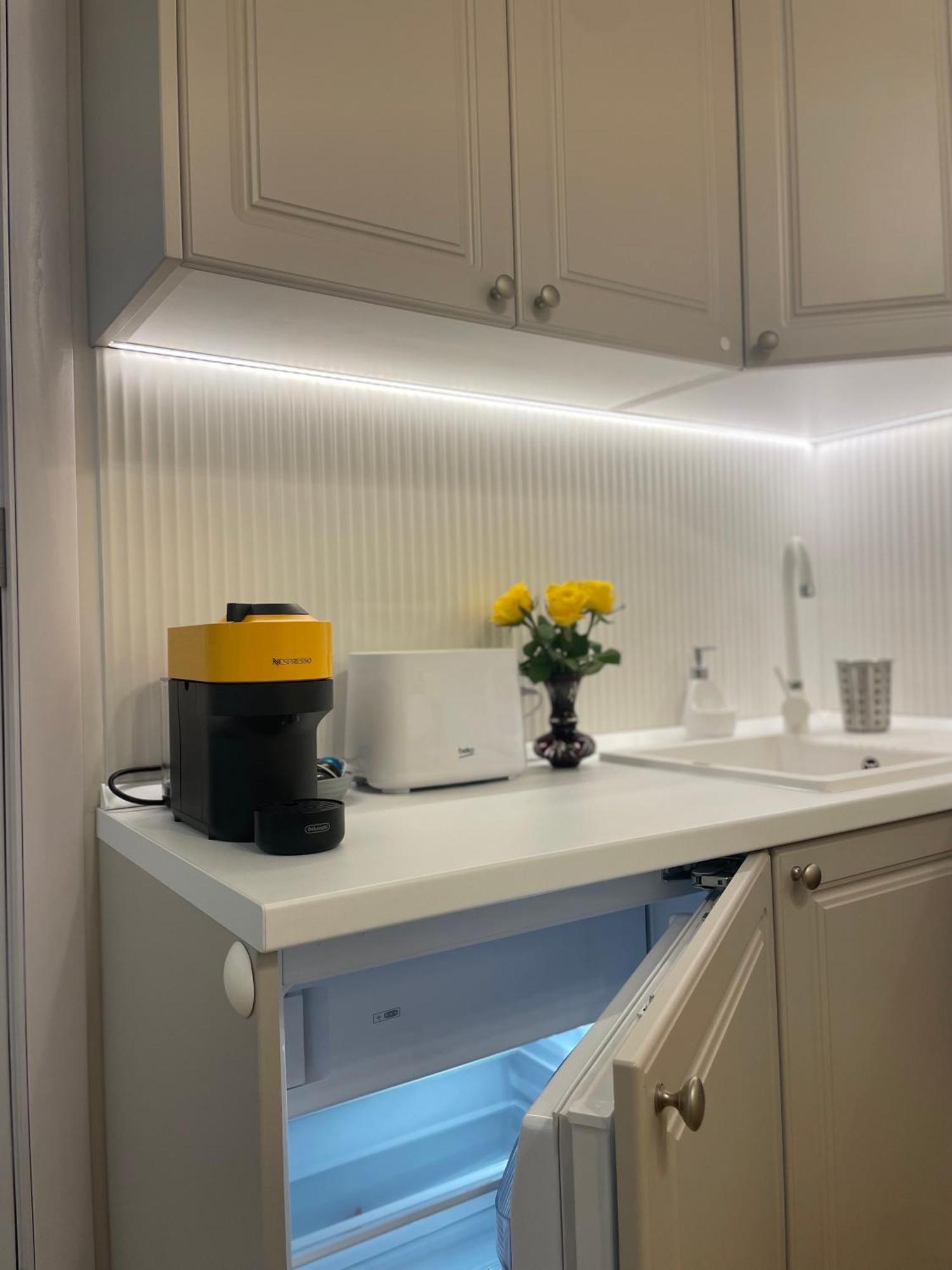 Apartmán Studio Alice Romana Square Bukurešť Exteriér fotografie